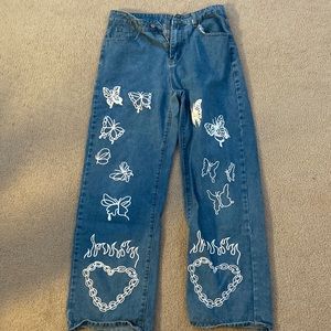 wide legged jeans. in darkish blue